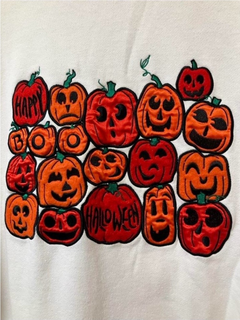 Vintage Basic Editions Halloween Pumpkin Jack O Lantern Embroidered Sweatshirt